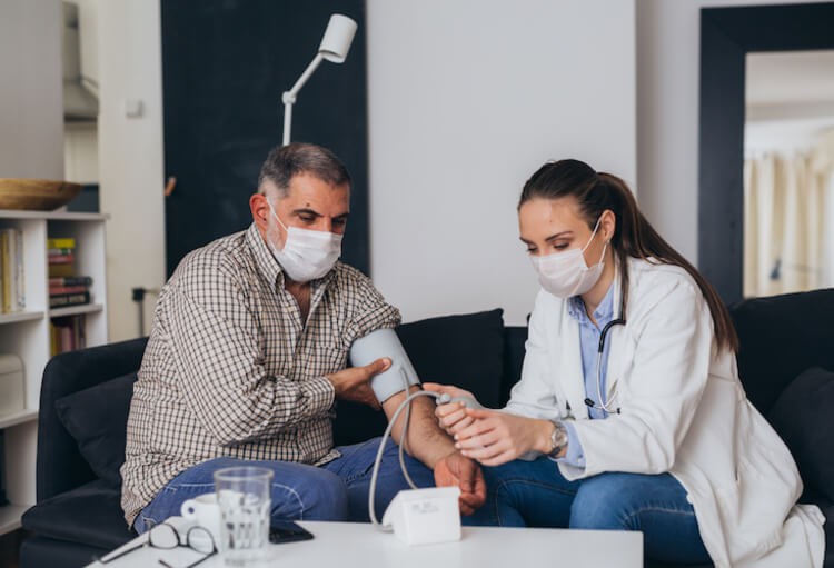 Consultation médicale rapide avec un médecin généraliste à Agadir